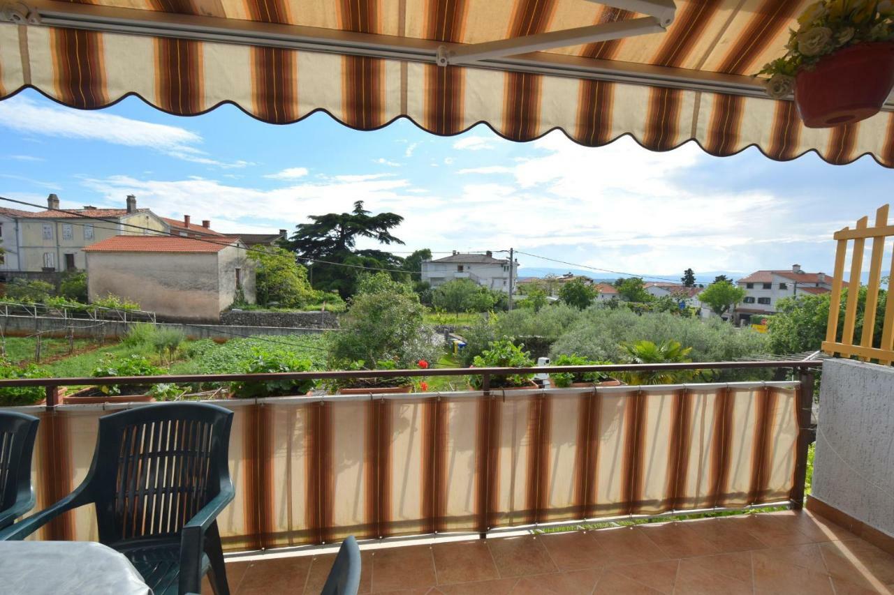 Apartment Biserka Malinska Extérieur photo